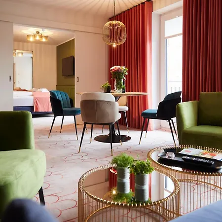 Hotel Grand Nautimar *